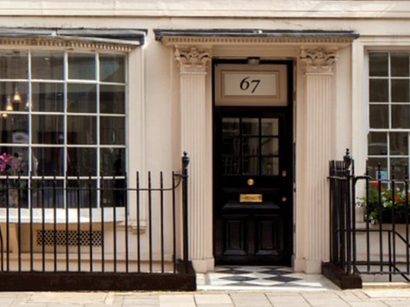 67 Grosvenor Street >> Small Serviced Offices in Mayfair